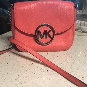 Michael Kors body cross bag